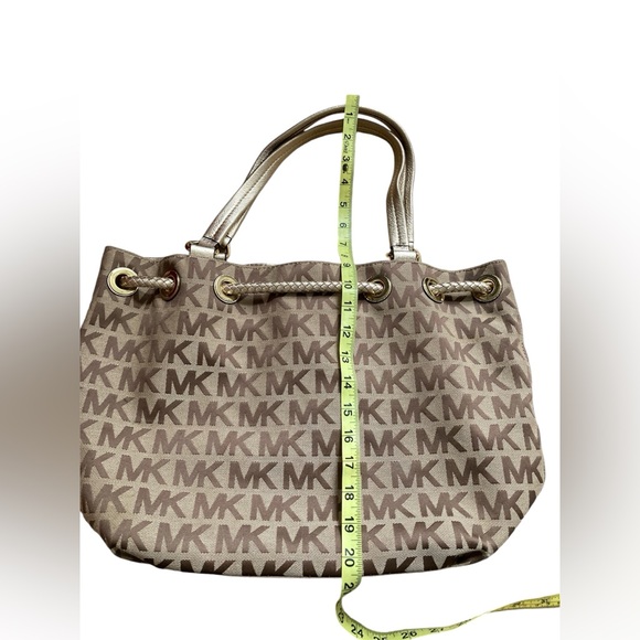 Michael Kors Large Gathered Signature Tote Jet Set - Picture 4 of 12